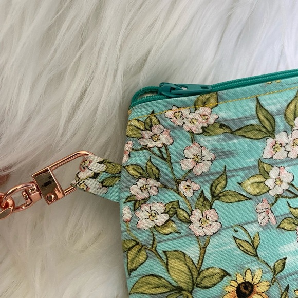 HANDMADE Clutch - NWT - Picture 8 of 9